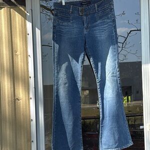 🚨B2G1 AMERICAN EAGLE Blue Denim Classic Bell Flare Bottom Jeans